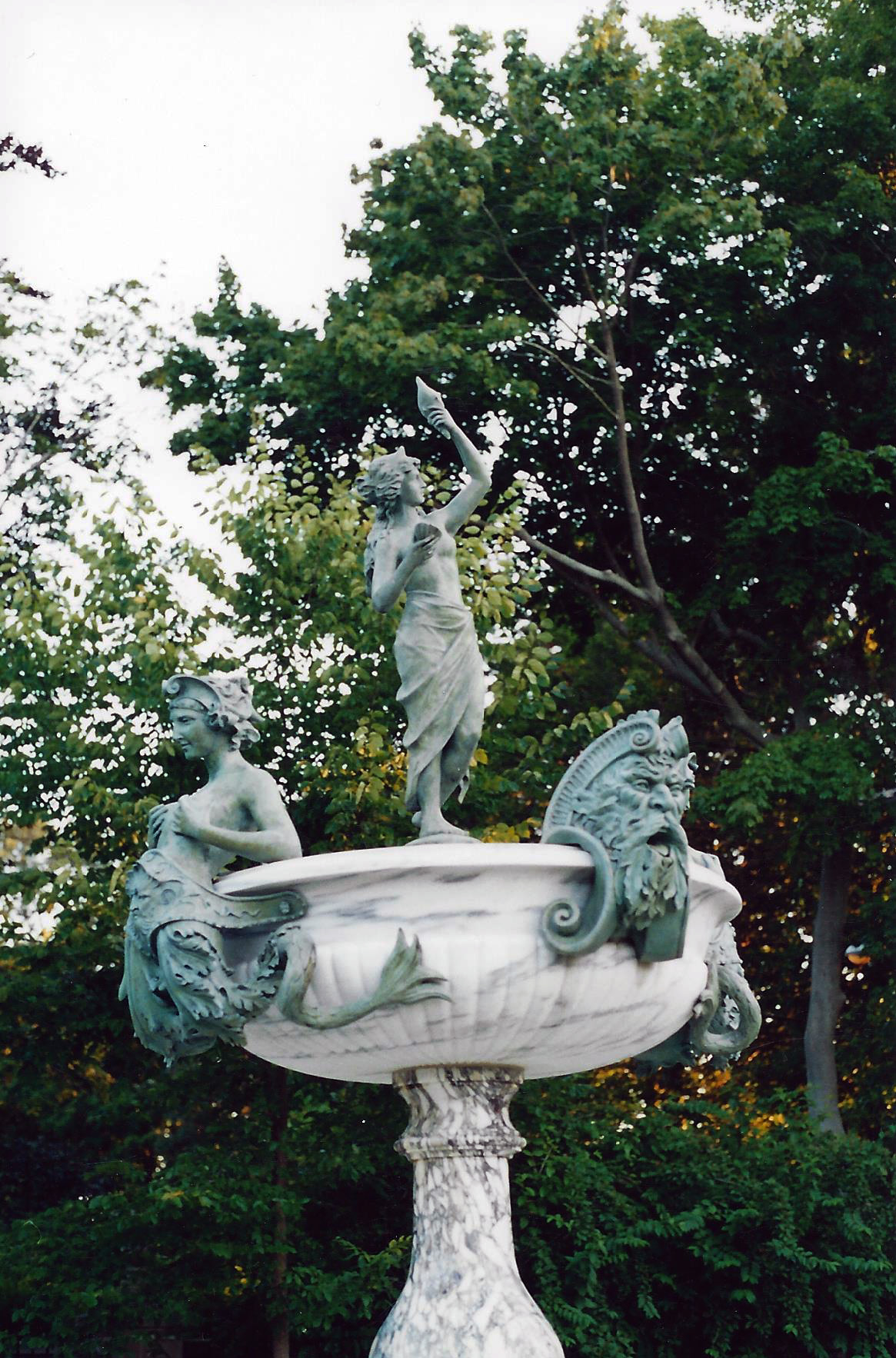 Rhode Island The Garden Club of the Back Bay